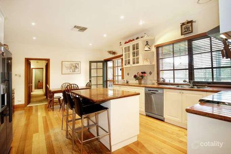 Property photo of 19 Leane Drive Eltham VIC 3095