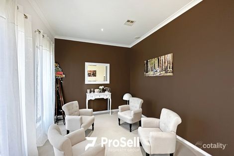 Property photo of 16 St Gwinear Lane Cranbourne North VIC 3977