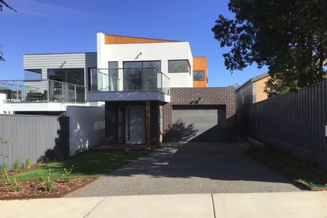 2/3 Ballater Ave, Newtown, VIC 3220