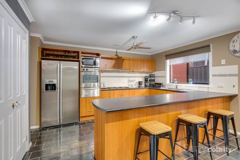 Property photo of 29 Illawong Terrace Burnside VIC 3023