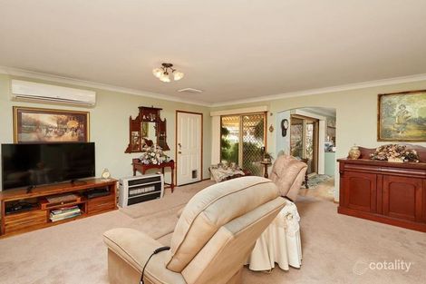 Property photo of 32 Girraween Mews Glenfield Park NSW 2650