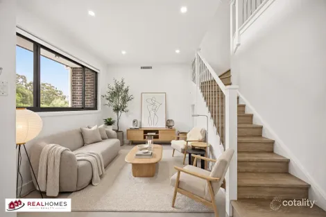 Property photo of 7 Edgewater Drive Glenmore Park NSW 2745