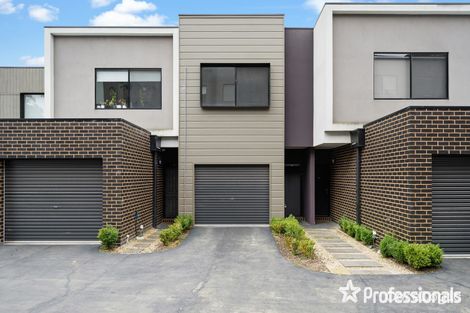 Property photo of 4 Demartini Close Mooroolbark VIC 3138