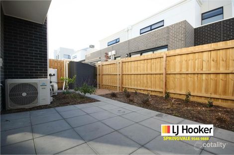 Property photo of 39 Quarter Circuit Springvale VIC 3171