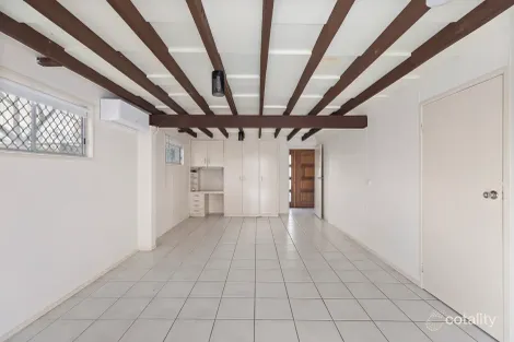 Property photo of 32 Derrima Crescent Ferny Hills QLD 4055