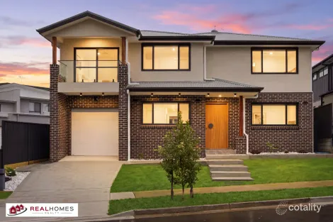 Property photo of 7 Edgewater Drive Glenmore Park NSW 2745
