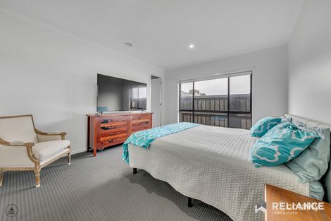 Property photo of 33 Growth Drive Weir Views VIC 3338