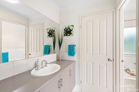 Property photo of 19 Auldstone Place Huntfield Heights SA 5163