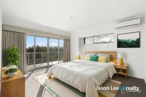 Property photo of 39 Caledonia Loop North Coogee WA 6163