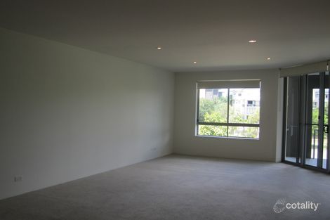 Property photo of 523/3 Pendraat Parade Hope Island QLD 4212