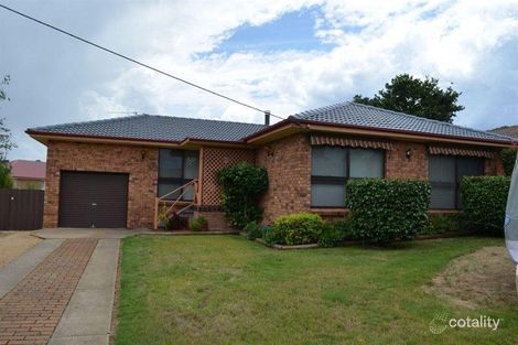 9 White St, Crookwell, NSW 2583