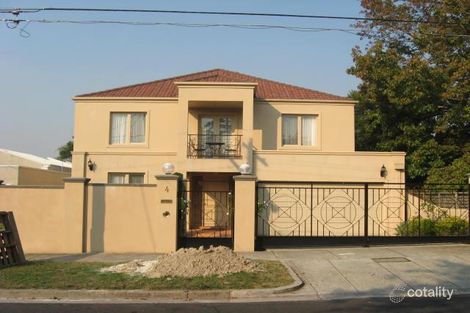 4 Summerhill Rd, Brighton East, VIC 3187