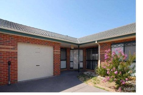 Property photo of 3/28-30 Childers Street Cranbourne VIC 3977