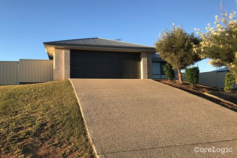 Property photo of 26 Scenic Drive Emerald QLD 4720