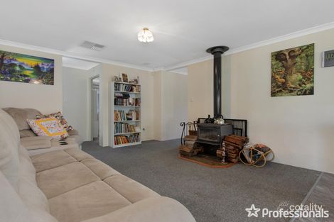 Property photo of 17 Limoges Elbow Port Kennedy WA 6172