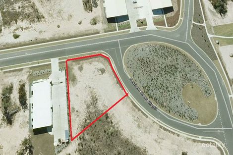 Property photo of 14 Southern Cross Circuit Urangan QLD 4655