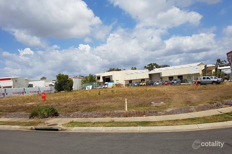 Property photo of 14 Southern Cross Circuit Urangan QLD 4655