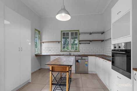 17a Railway St, Booval, QLD 4304