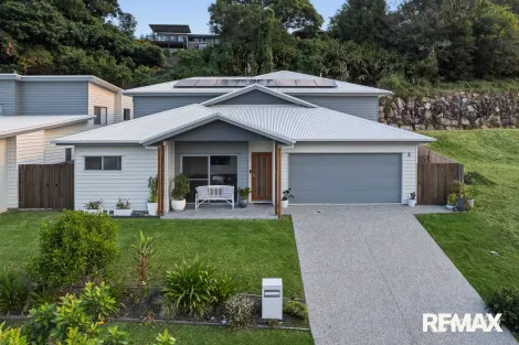 2/20 Mulholland Pl, Nambour, QLD 4560