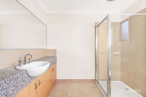 Property photo of 3 Hollyhock Walk South Morang VIC 3752