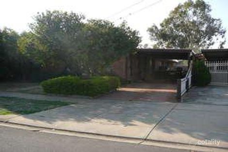 Property photo of 1 Kingfisher Court Werribee VIC 3030