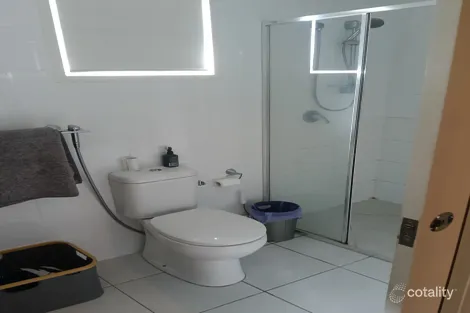 Property photo of 1/1 Anderson Court Rural View QLD 4740