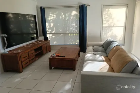 Property photo of 1/1 Anderson Court Rural View QLD 4740