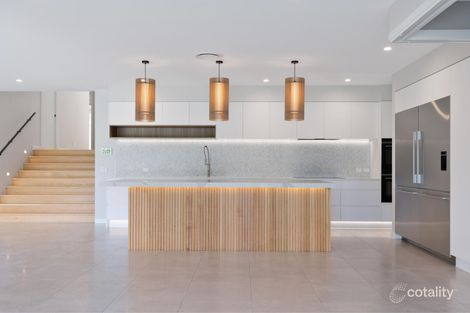 Property photo of 23 Saunders Street Indooroopilly QLD 4068