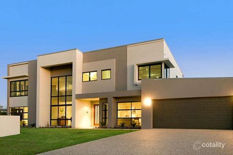 4 Palmer Pl, Sinnamon Park, QLD 4073