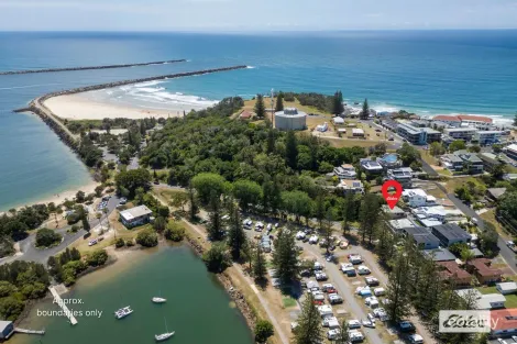 Property photo of 2 Harbour Street Yamba NSW 2464