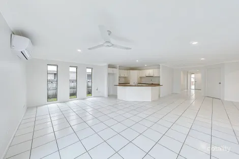 Property photo of 5 Explorer Street Raceview QLD 4305