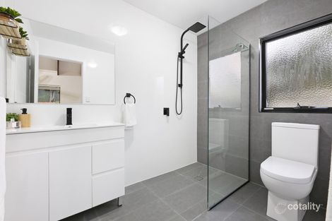 Property photo of 1/52 Bonogin Road Mudgeeraba QLD 4213