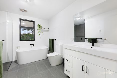 Property photo of 1/52 Bonogin Road Mudgeeraba QLD 4213