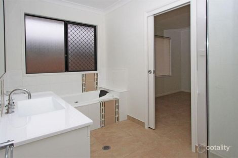 Property photo of 39 Sanderling Circuit Kelso QLD 4815