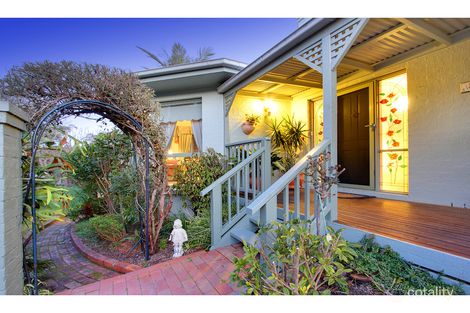 Property photo of 17 Taroona Close Mount Eliza VIC 3930
