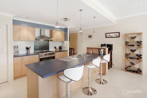 Property photo of 7 Owsten Court Treeby WA 6164