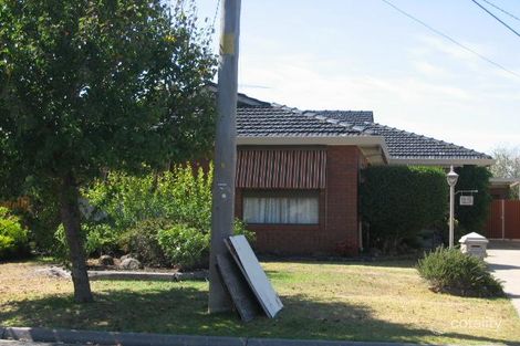 25 Gordon Ave S, Altona Meadows, VIC 3028