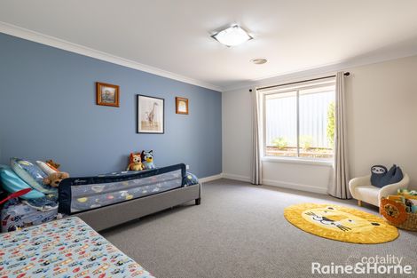 Property photo of 37 Coolabah Close Kelso NSW 2795