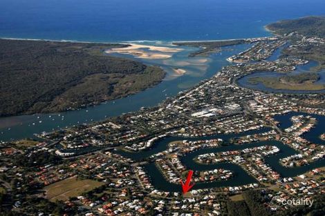 27 Shorehaven Dr, Noosaville, QLD 4566