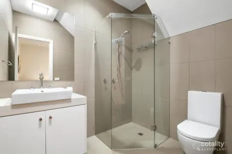 Property photo of 2A Gilbert Street Bulleen VIC 3105