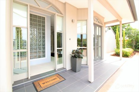 Property photo of 3 Jarvis Place Griffith NSW 2680