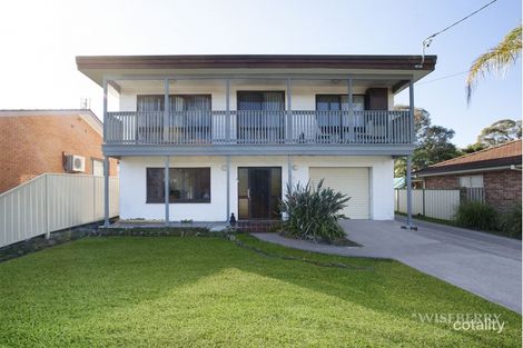 Property photo of 7 Merrendale Avenue Gorokan NSW 2263