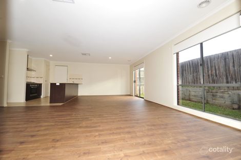 Property photo of 14 Chong Court Berwick VIC 3806