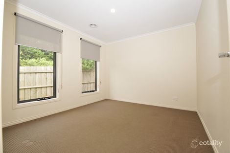 Property photo of 14 Chong Court Berwick VIC 3806
