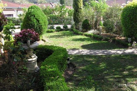 Property photo of 2 Amulla Close Point Clare NSW 2250
