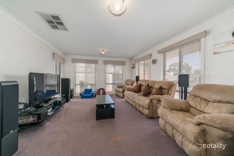 Property photo of 6 Ella Paige Place Carrum Downs VIC 3201