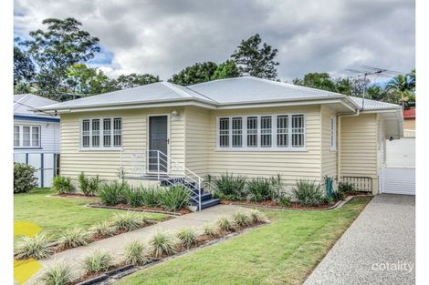 11 Willowie St, Stafford, QLD 4053