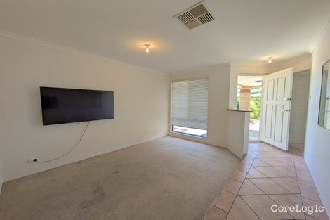 Property photo of 8 Flowerwood Way Huntingdale WA 6110