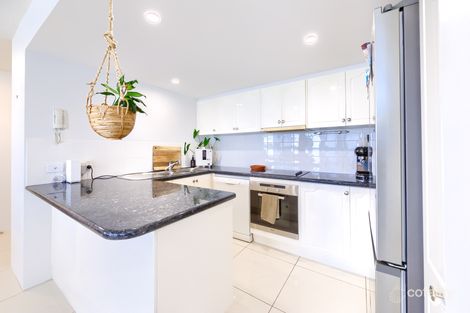 Property photo of 2/140 Duporth Avenue Maroochydore QLD 4558