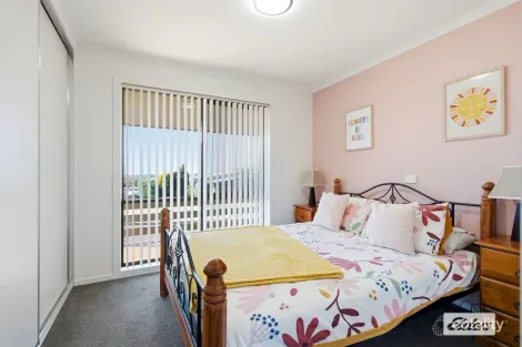 Property photo of 10 Olive Court Miandetta TAS 7310